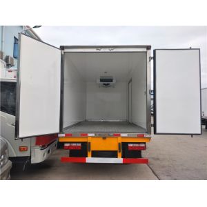 Vaccine Drugs Cold Box Truck , 3 Ton Chiller Truck ISO