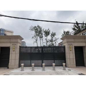 Safety Automatic Bollards For Driveways High Performance Protection