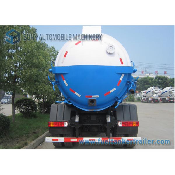 Large 12000L Q235 Vacuum Tank Truck , 6 Tyre Sinotruk HOWO Truck
