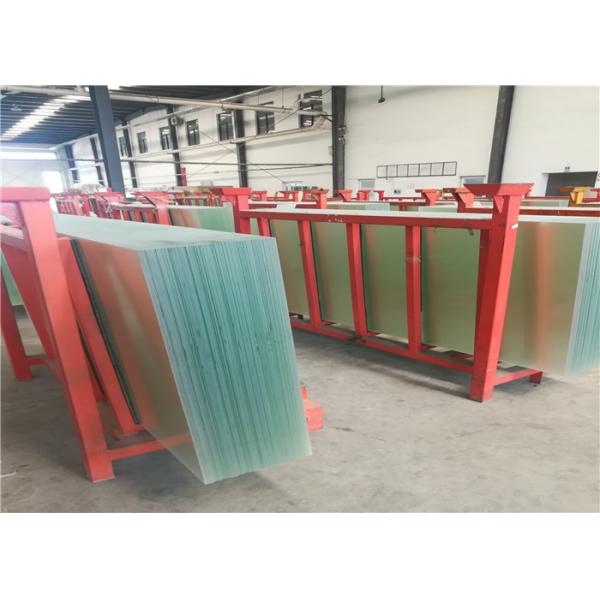 Patterned Solar PV Glass , Ultra White Low Iron Toughened Glass 91.7% Transmittance