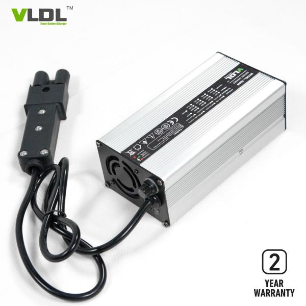 1.5 KG Lithium Battery Charger 48V 5A For Electric Scooters And Electric Motorcycles