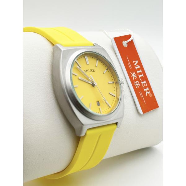 Factory Wholesale Waterproof Silicon Strap Watch Quartz Movement Men's Digital Sports Watches