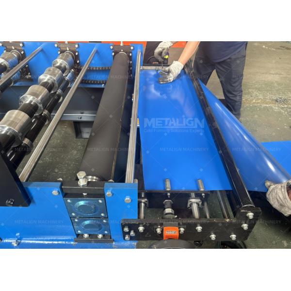 Guide mechanism of roll forming machine