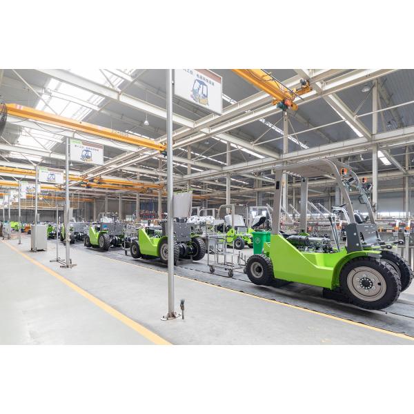 1.6 Ton 2 Ton Reach Truck Electric SNSC Forklift With Pneumatic Standard Tire