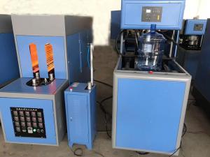China 1 Cavity 3-5 1.0Mpa Gallon Bottle Blowing Machine With Auxiliary Machine on sale