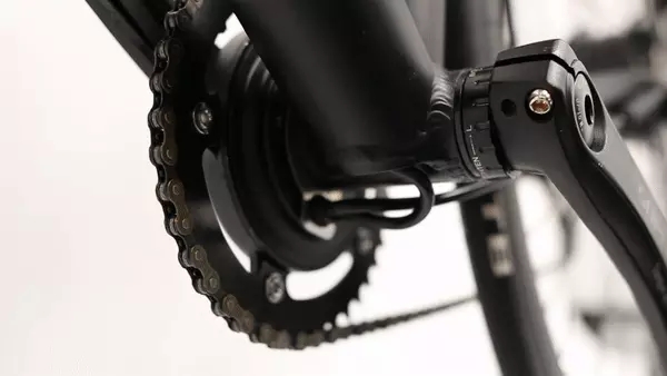 Disk Brakes Electric Assist Commuter Bike Max Speed < 30km/H Puncture Resistant Tires