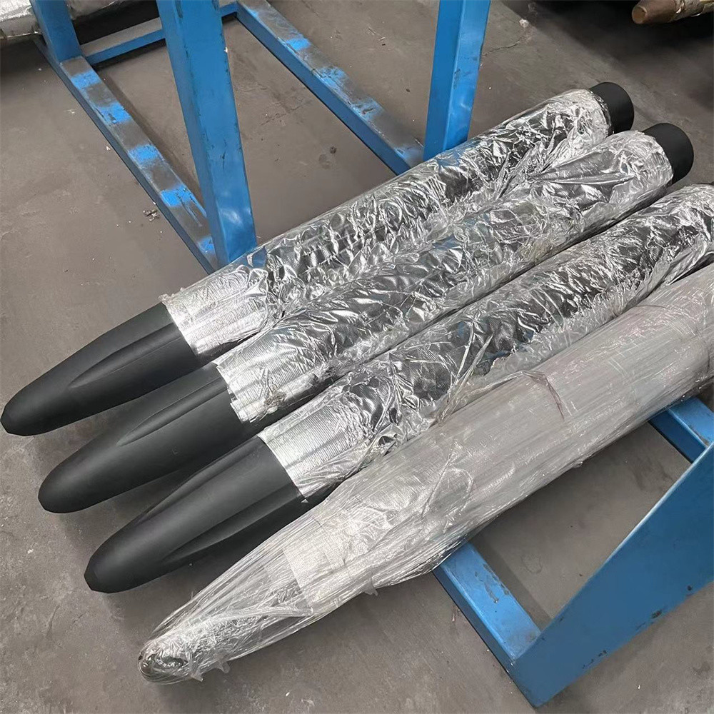 China 150mm Diameter Rock Breaker Chisel Rock Breaker Parts Gold Hydraulic Breaker Chisel Moil Point DS8C wholesale