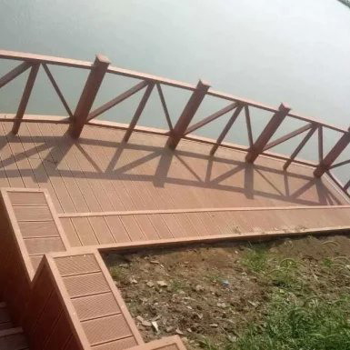 Easily Assembled Custom Logo Decorative Garden Waterproof Natural Wooden WPC Fencing