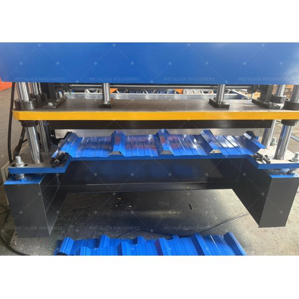 Cutting section of roll forming machine