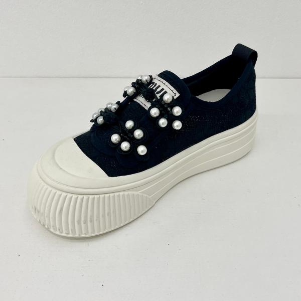 Women Canvas Walking Shoes Pearls On Ladies Canvas Trainers