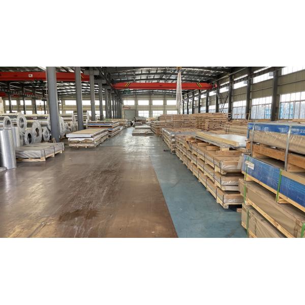 6.5mm Embossed Aluminum Sheet Anti Slip Surface 6A02 Perforated Aluminum Sheet