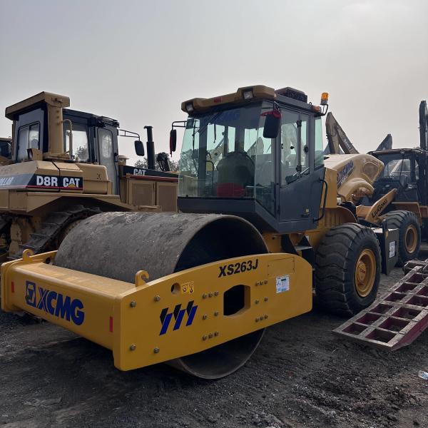 Refurbished XCMG Vibratory Roller XS263J Road Construction Equipment 26T