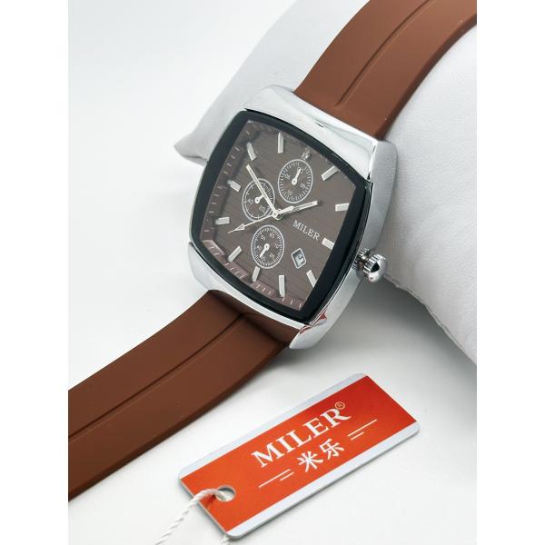 Customized Silicone Band Wrist Watches Minimalist Sport Quartz Watches