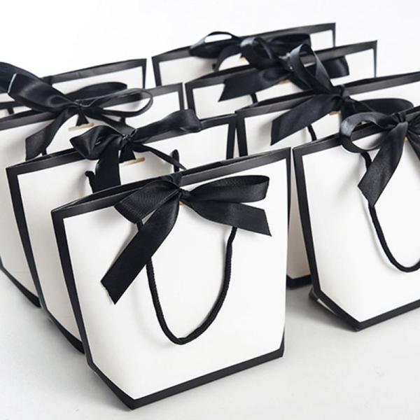 Valentine's Day jewelry boxes with Korean style design featuring long strip bows