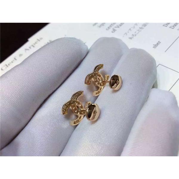 Logo Earrings in 18K Yellow Gold with Dropping Pearl Fashion Lady Jewelry Global Shipping