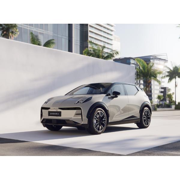 2023 Midsize SUV ZEEKR x You Version Electric Sport Remote Control Car 4WD 315kw 500km