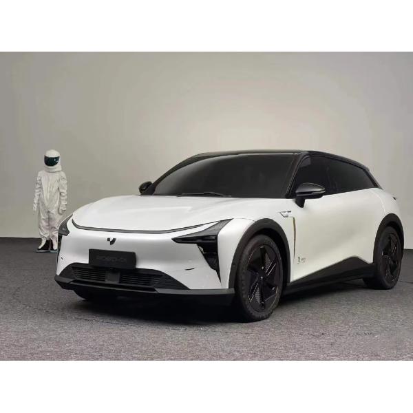 High Speed 2023 ROBO 01 Electric Car 100kWh Battery 600km Range Double Motor 4WD Maximum Torque Nm 400-500Nm