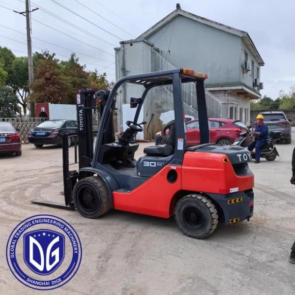 Origin Japan 3ton Used Toyota Forklift Toyota 3Ton Secondhand Toyota Forklift 3Ton