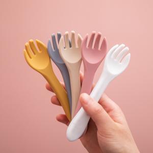 China Practical Baby Feeding Tools Tasteless , Heatproof Silicone Fork And Spoon Set wholesale