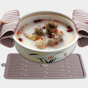 China Customized Food Safe Square Silicone Dish Drying Mat on sale