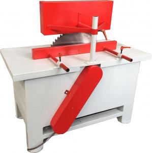 China Diesel Portable Circular Sawmill Machine 900mm Wood Cutting Table Saw on sale