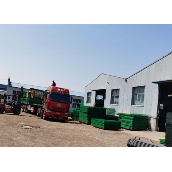 Garden 3D Mesh Square 6 Ft Welded Wire Fencing Triangle Bend