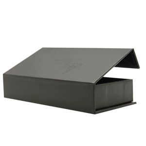 China UV Coating Rigid Magnetic Flap Gift Box 90 Degree Folding on sale
