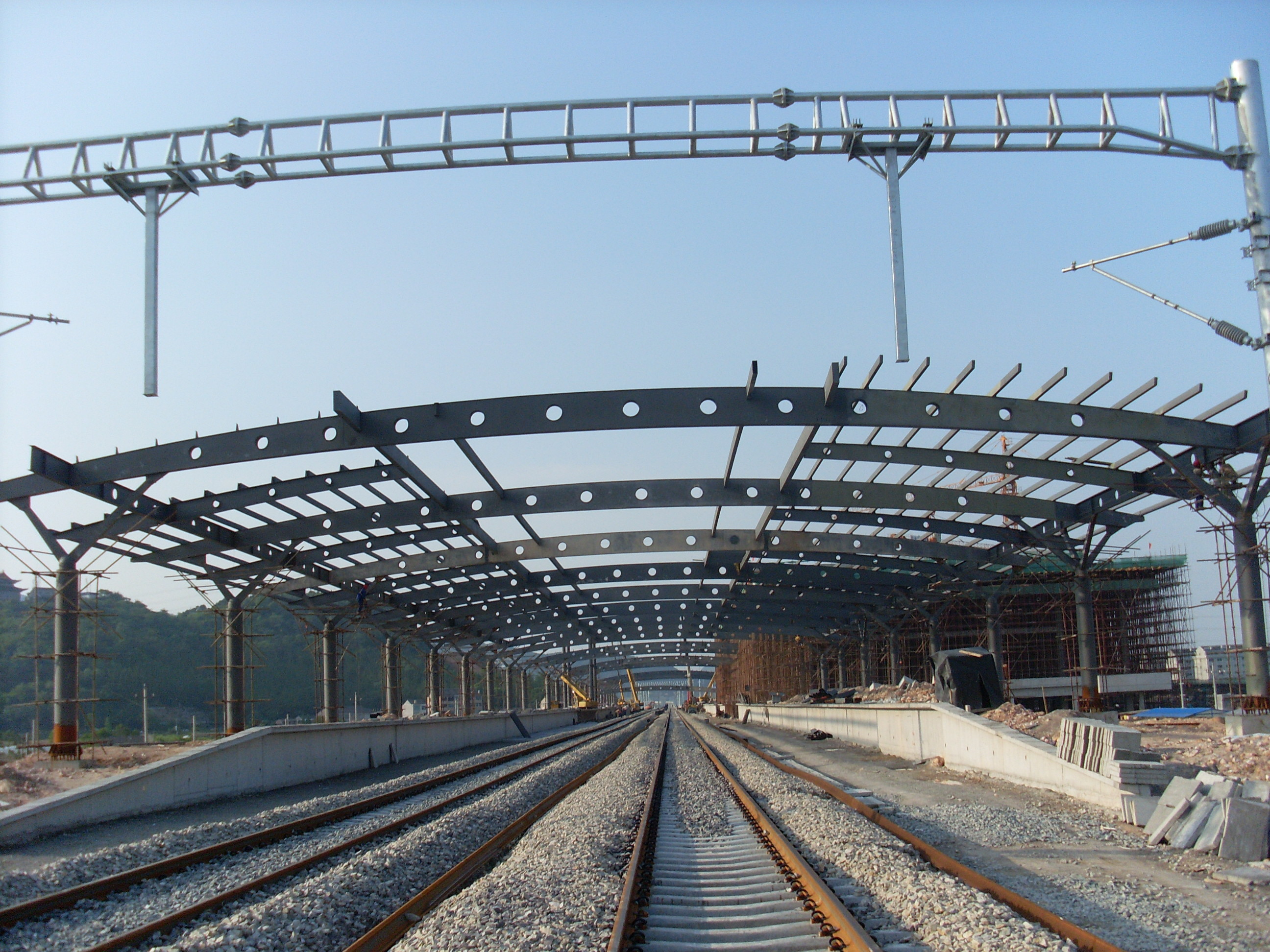 China Railway Station Structural Pre-Engineered Building Rust Proof Painting With 2-4 Layers wholesale