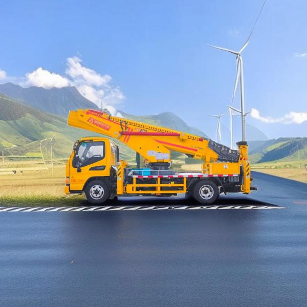 Isuzu 85KW Aerial Working Truck Bucket Trucks 200kg Load 5-Speed Manual Hexagonal Jib Strobe Light
