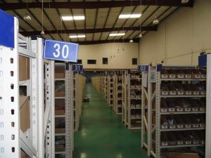 China 150kg industrial high density racks , closed / open type steel shelving units on sale
