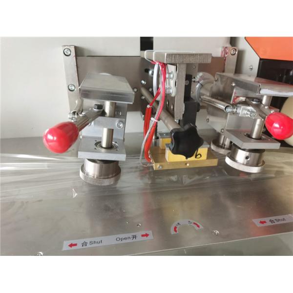 Hot Sale Heat Sealer Package PLC Servo Motor Flowing Wrapping Machine Face Mask Packing Machine