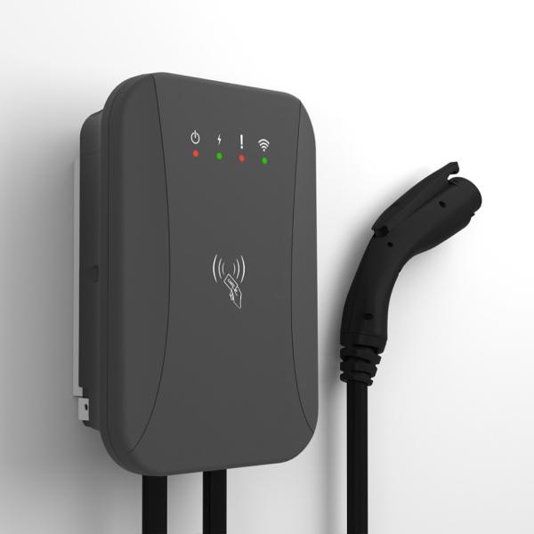 Type2 Electric Vehicle Wall Mounted EV Charger With Socket