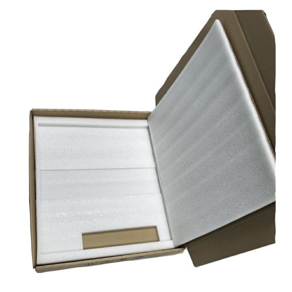 Compact and Portable Solar Briefcase Charger with Folded Size of 400*358*40 Mm