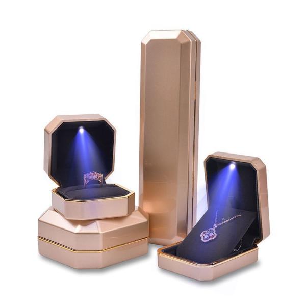 China Factory Wholesale High-End LED Light Plastic Jewellery Gift Box, Jewelry Box Storage Packaging Box Bracelet/Earring/Necklace Display Box