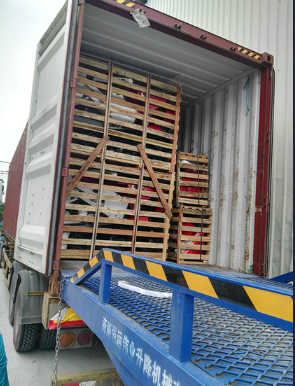 Crawler Type Rice and Wheat Combine Harvester,