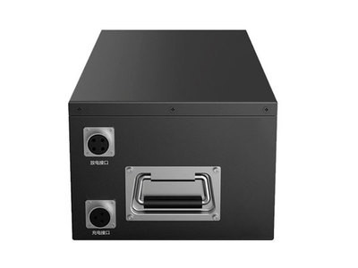 10hrs Charging 51.2V 50Ah Lifepo4 Lithium Battery IEC62133