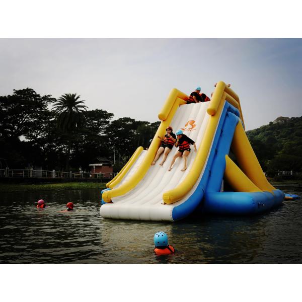 Custom Floating Water Games / Giant Inflatable Sea Water Park With TUV Certificate