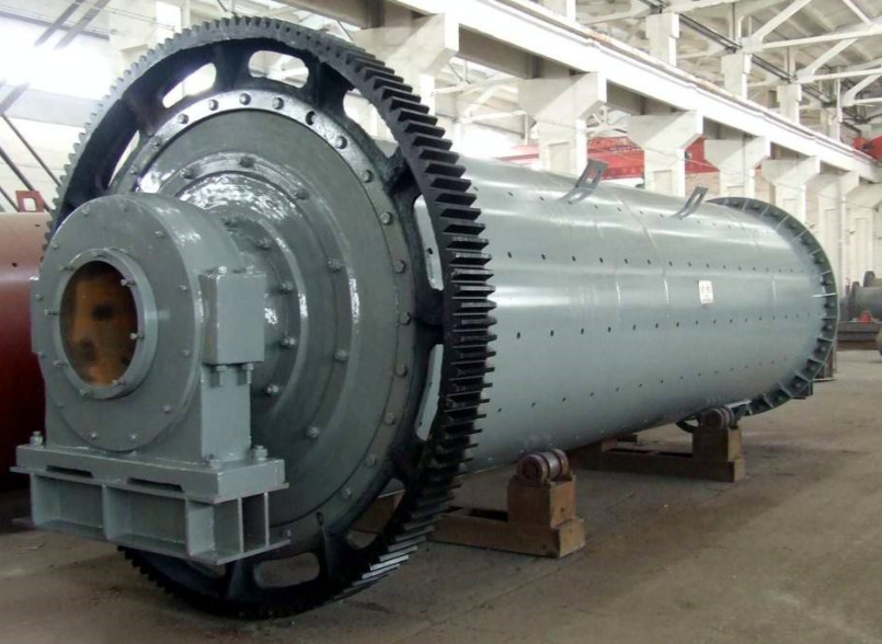 China SGS Cylindrical Rotating Ball Mill Machine For Crushing Material wholesale