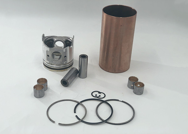 Anti Rust Yanmar Engine Parts 4TNV98 Yanmar Diesel Engine Rebuild Kits