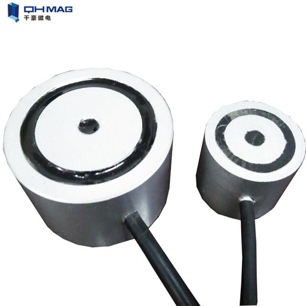 China 380V Electro Permanent Material Handling Magnets Gripper wholesale