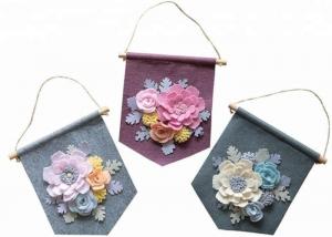China Handmade Felt Wall Hanging Banner Decorative 9.5*9.5 Inch With Flower Decor wholesale