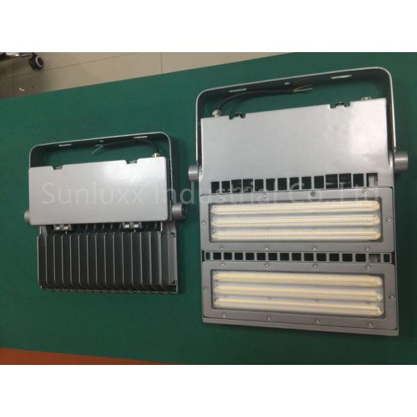 100 Watt Integrated LED Stadium Flood Light 3000 - 5700K CCT Available