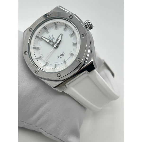 30 Meters Waterproof Silicone Strap Watch with Luminous Hands