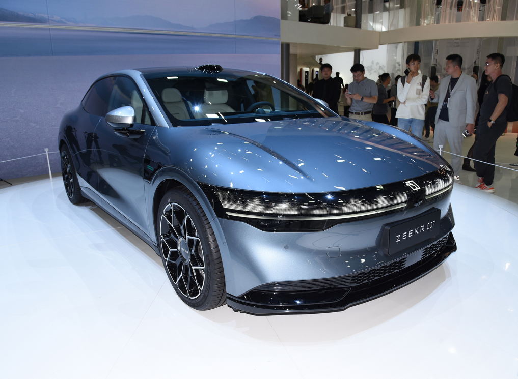 Electric Car Adult Sedan Level Zeekr 007 AWD 2024 Geely Battery EV Dual Motors Energy Vehicle