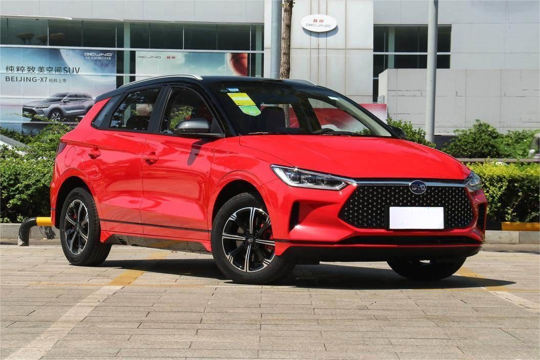 Byd E2 Red Sedan Electric Car 2022 Business Edition 401KM 5 Doors 5 Seats