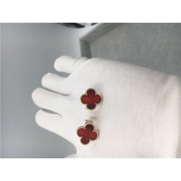 Van Cleef Arpels Vintage Alhambra earrings 18k yellow gold with carnelian