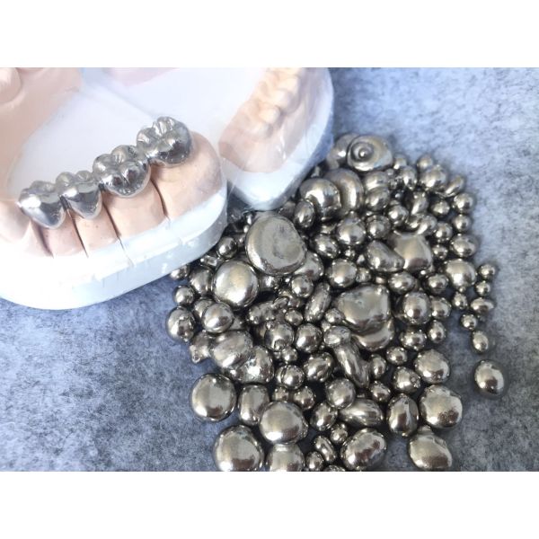 Excellent Workability Non Precious Dental Alloys , Nickel Based Superalloys 220HV10 Hardness