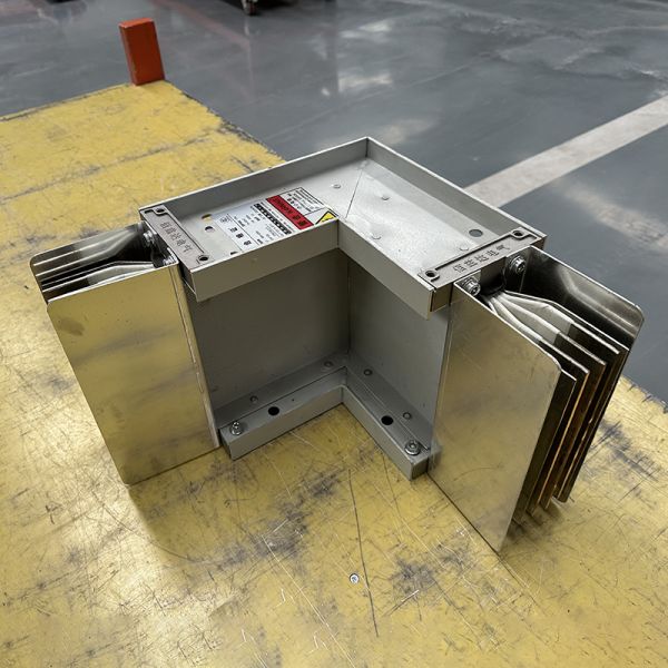 Compact Electrical Busway Low Voltage & Cable System Efficient Copper Enclosure