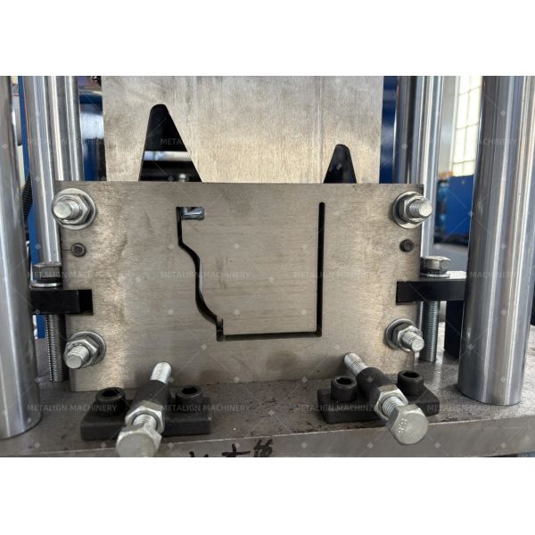 Yield Strength 550 Steel Panel Suitable for Roof Gutter Roofing Roll Forming Machine