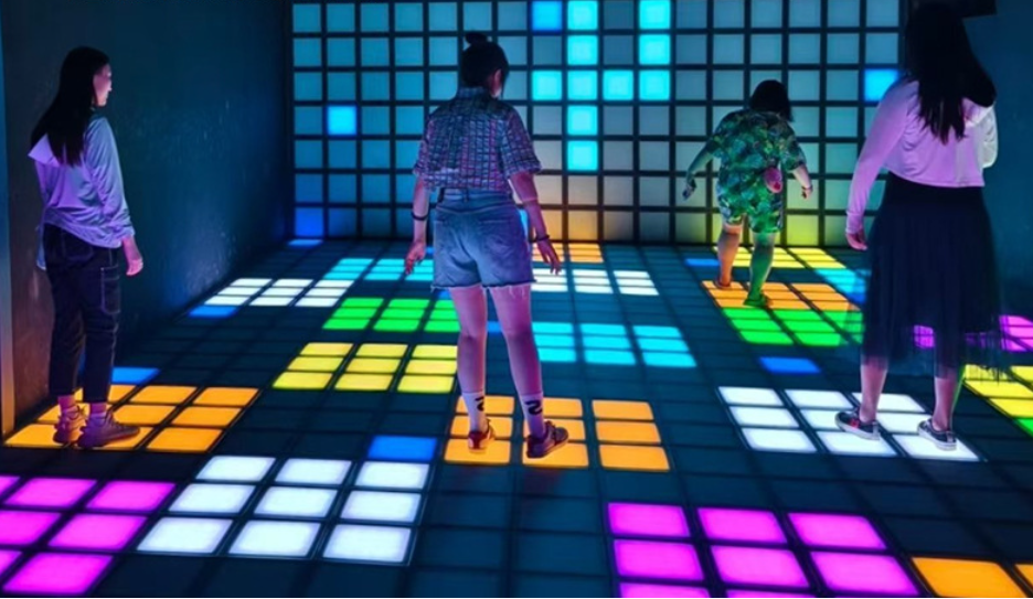Dreamland Hot Sale Touch Interactive Stage Dance Floor LED Screen Floor Display For Games
